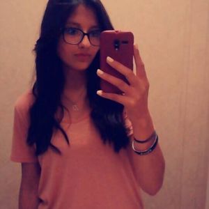 Meet your Posher, Hunter tylo